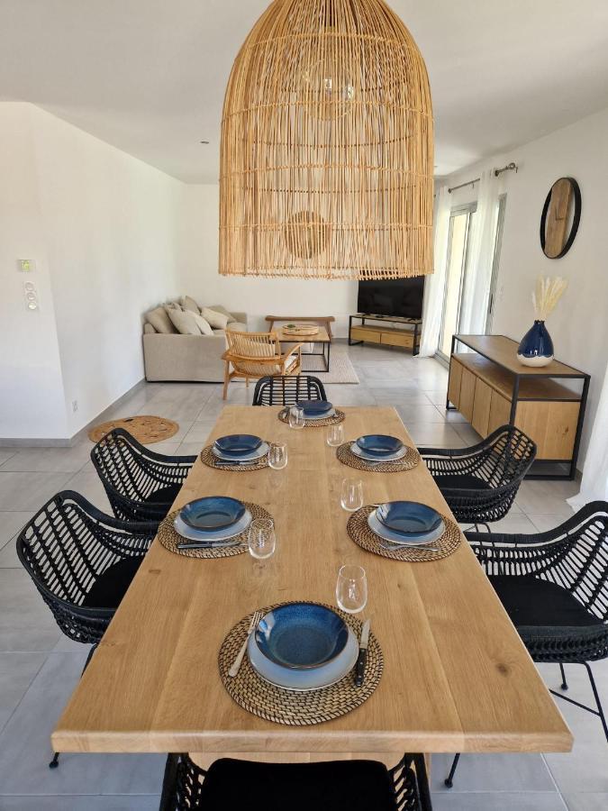 La Villa Bleue Saumane-de-Vaucluse ภายนอก รูปภาพ